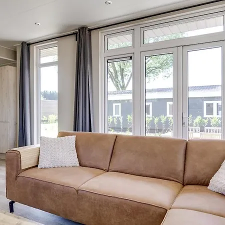 Holiday home Stijlvol 4-persoons In Betuwe, *