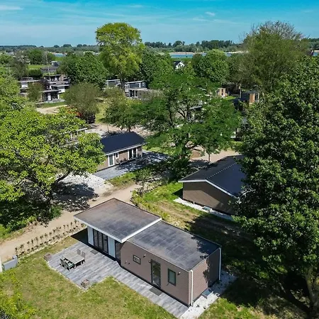 Stijlvol 4-persoons In Betuwe, Holiday home