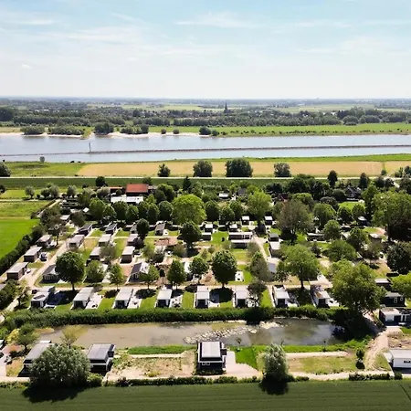 Stijlvol 4-persoons In Betuwe, Zennewijnen